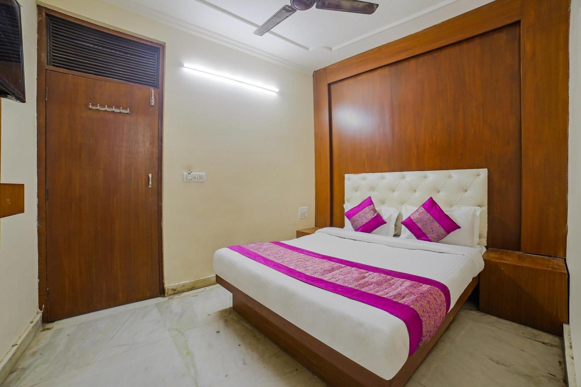 O Shyam Palace Near Railway Station New Delhi